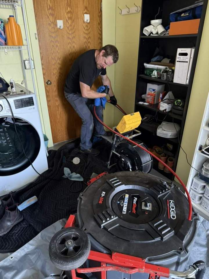 2C158DC6 7B12 4074 B15B D5629BF57825 1 105 c