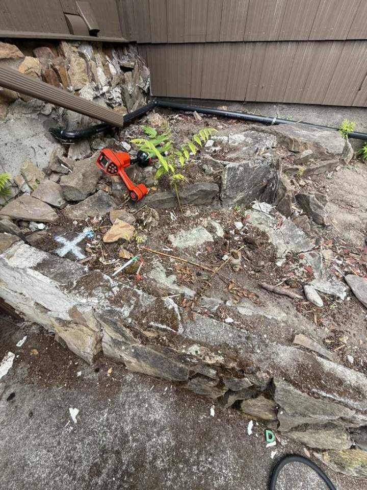 93907FB7 C663 47DF AA56 FBB878FF0B6E 1 105 c