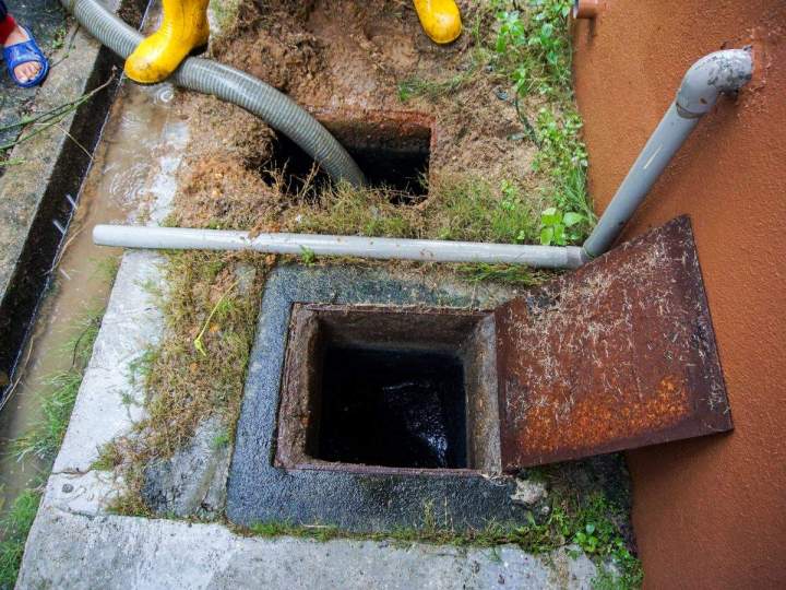 Sewer Maintenance Tips: Keep Your Pipes Happy and Healthy!